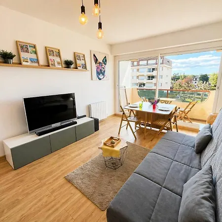Апартаменты L'escale Sea View, Comfort, Serenity